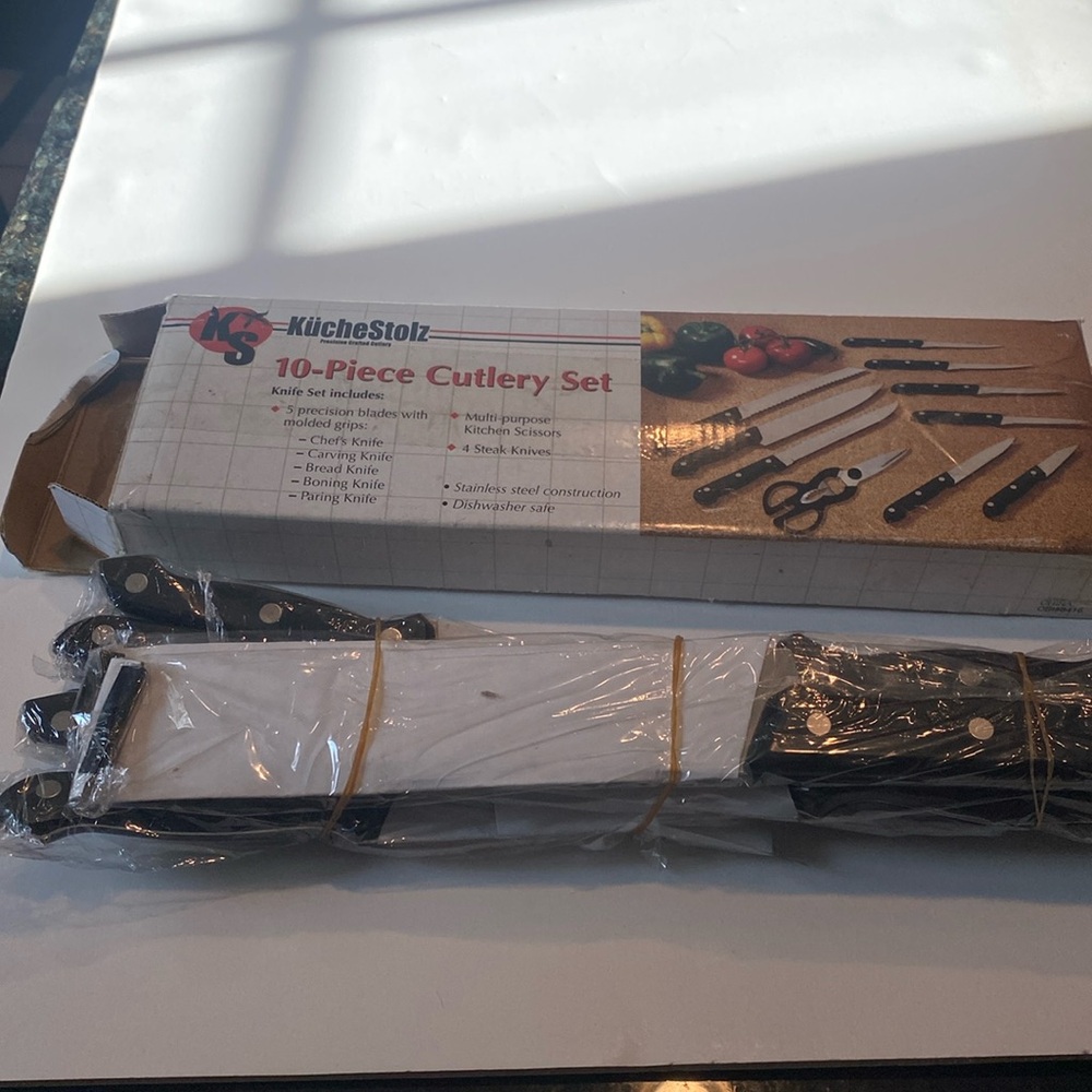 NIB KucheStolz 10-pc Cutlery Set
